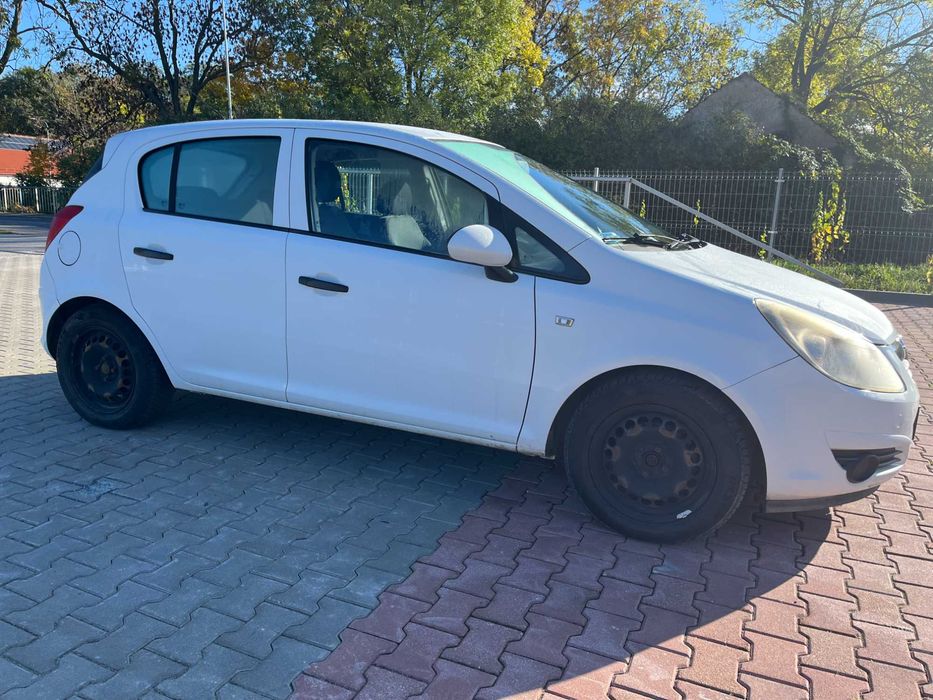 Opel Corsa D rocznik 2009
