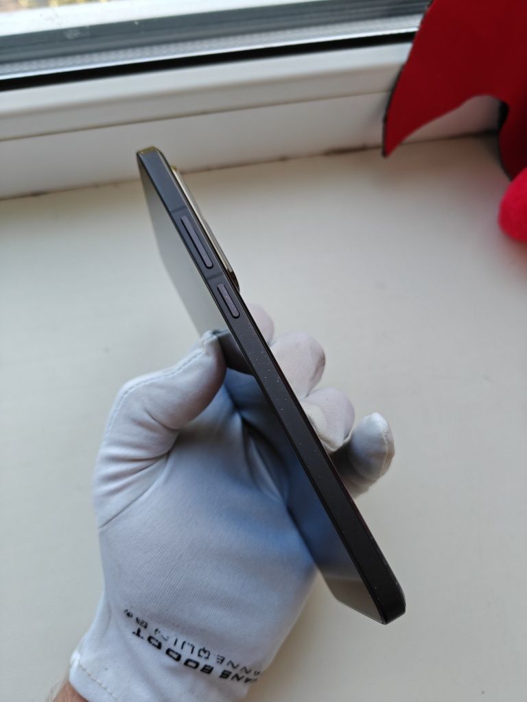 Realme GT 6 CN Snapdragon 8 Gen 3 16/256gb