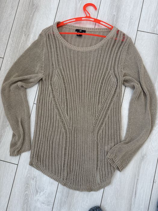 Трендова кофта, бежева, розмір м-s, сітчаста, крупна в’язка H&M, ідеал