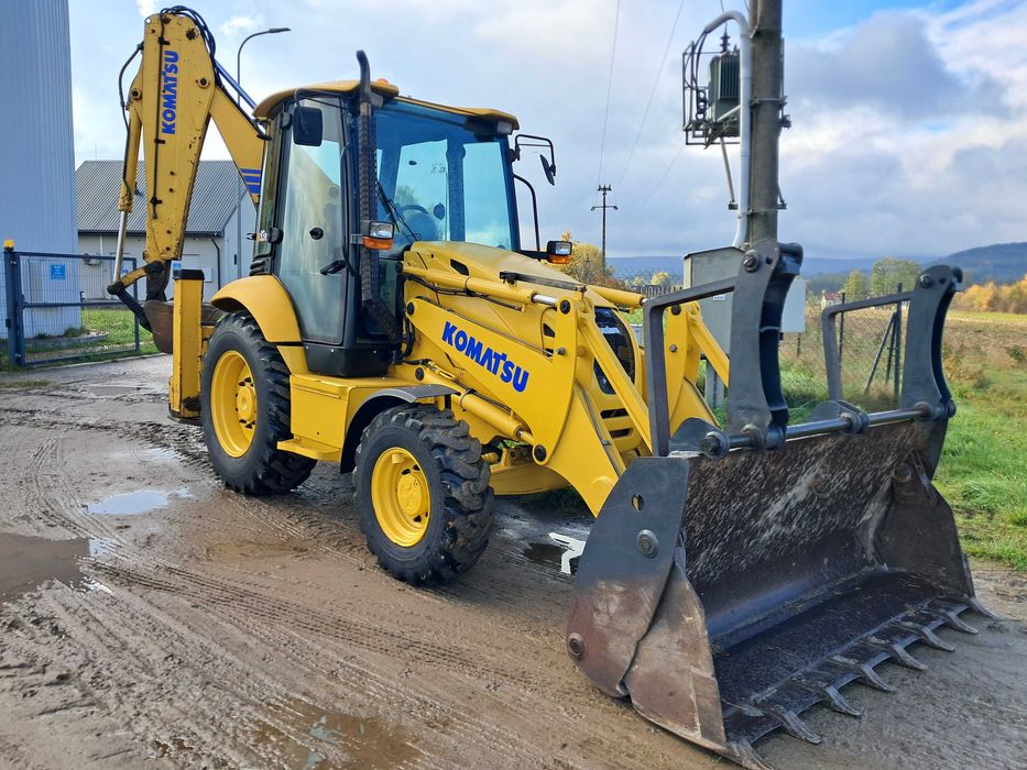 Koparko Ładowarka Komatsu WB 93R 2008r  4x4 Bardzo Dobry Stan !!!