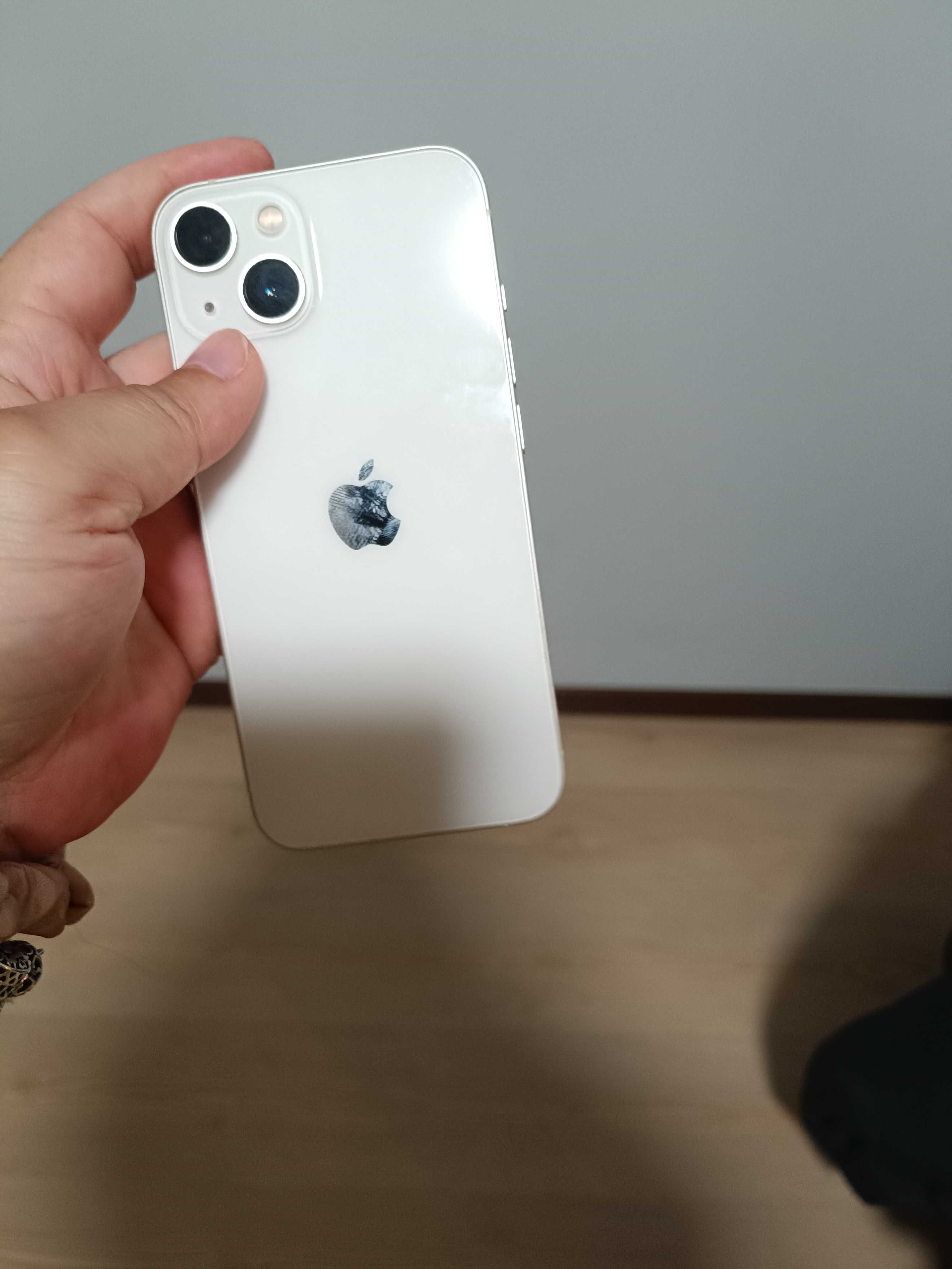 iPhone 13 como novo