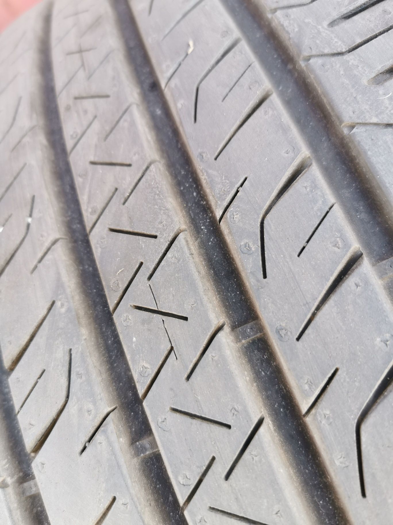 Opony letnie Goodyear efficientgrip performance suv 245/40/20 99V Demo