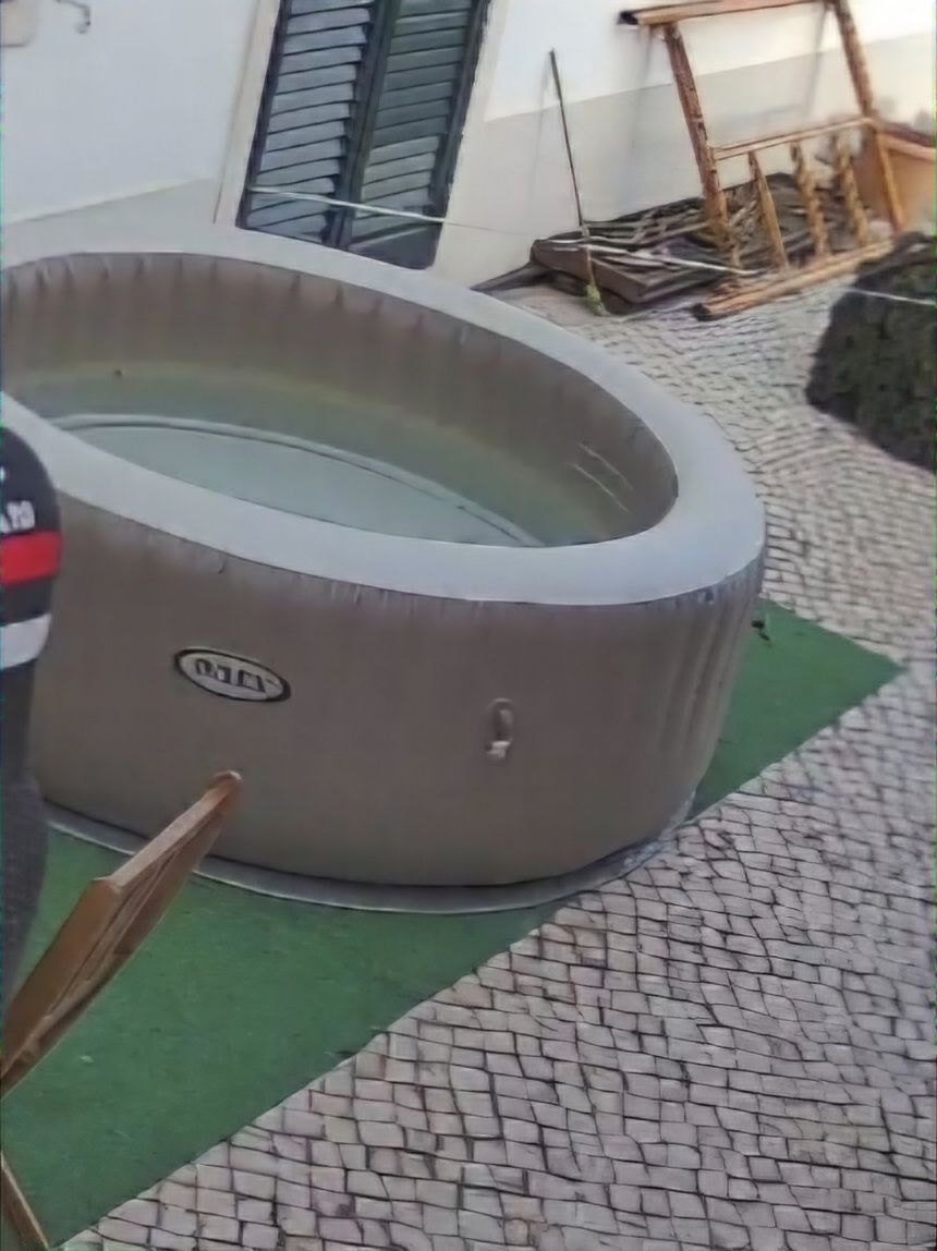 SPA Intex 4 pessoas