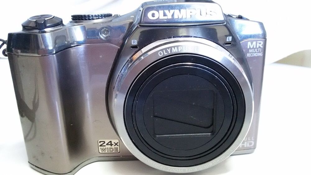 Maquina fotográfica OLYMPUS SZ-31 MR Nova em caixa