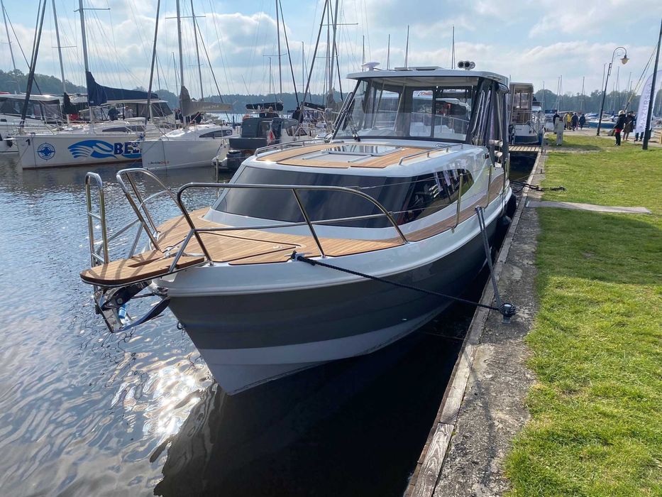 Czarter, wynajem jachtu - Hauseboat Navigator 999 - port Ryn, Mazury