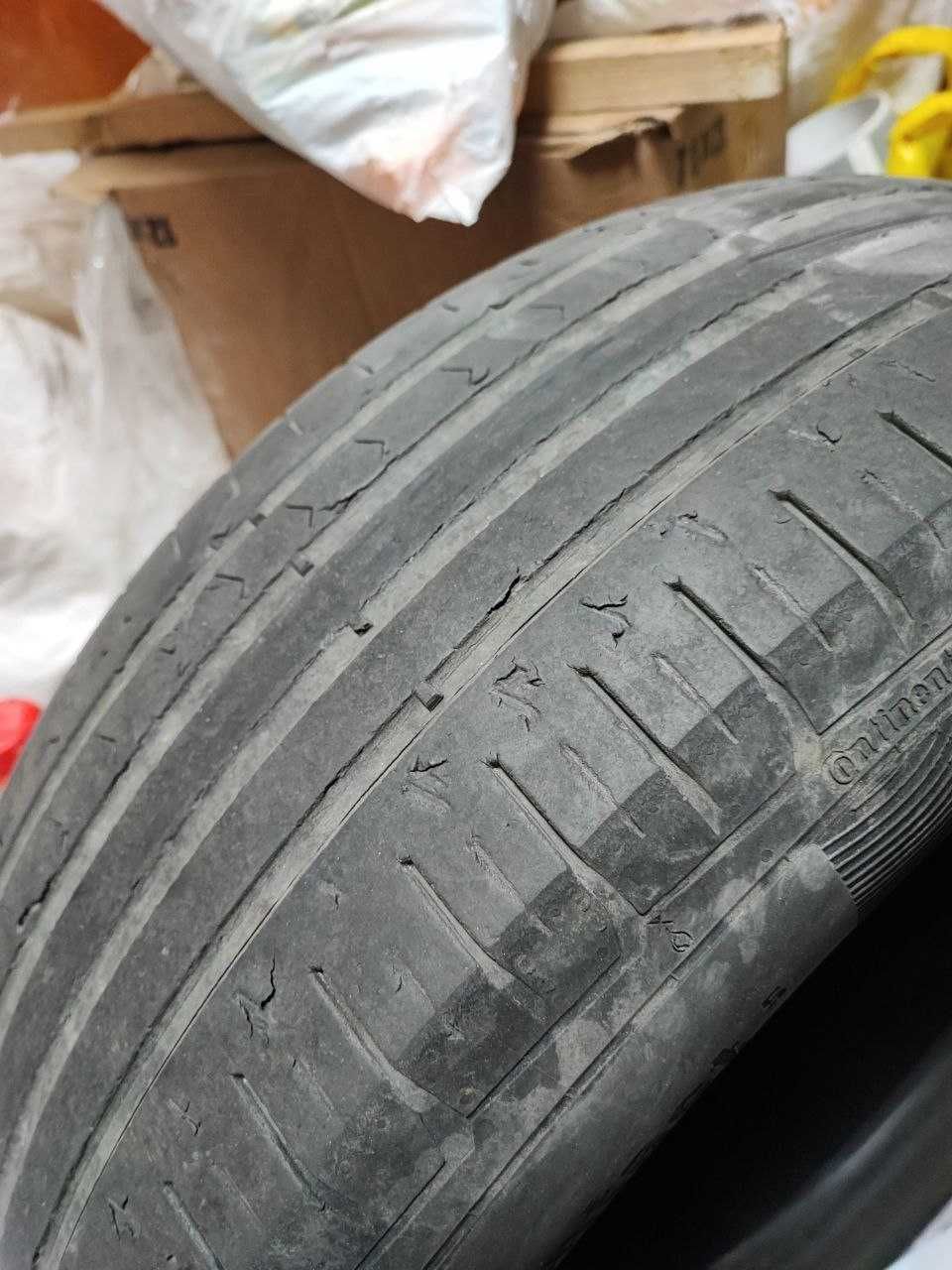 Літня резина 235/65r17 пара