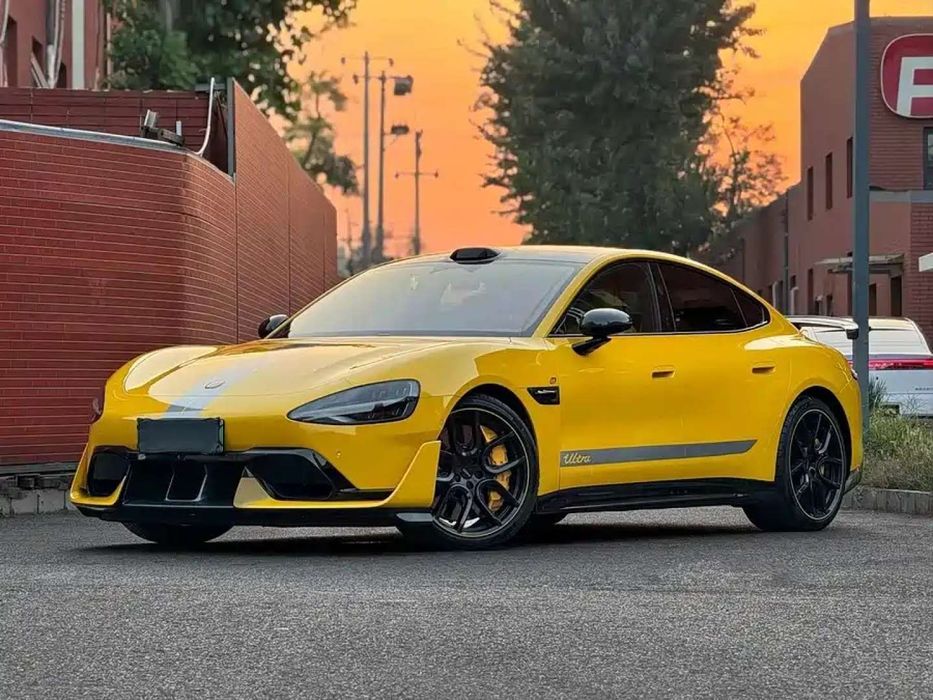 Xiaomi SU7 Ultra Auto Punkt