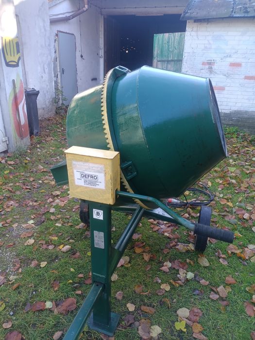 Betoniarka firmy defro