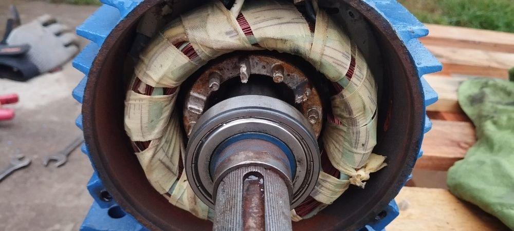 Электродвигатель єлектродвигун электромотор 4квт 3000об.