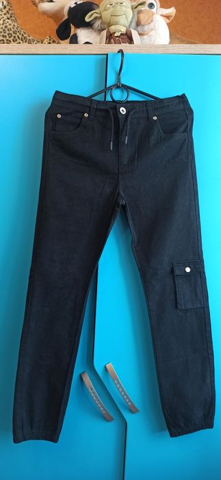 Продам штаны на мальчика.