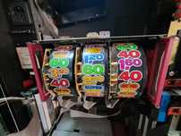 Slot Machine Espetacular 100% operacional em Euros