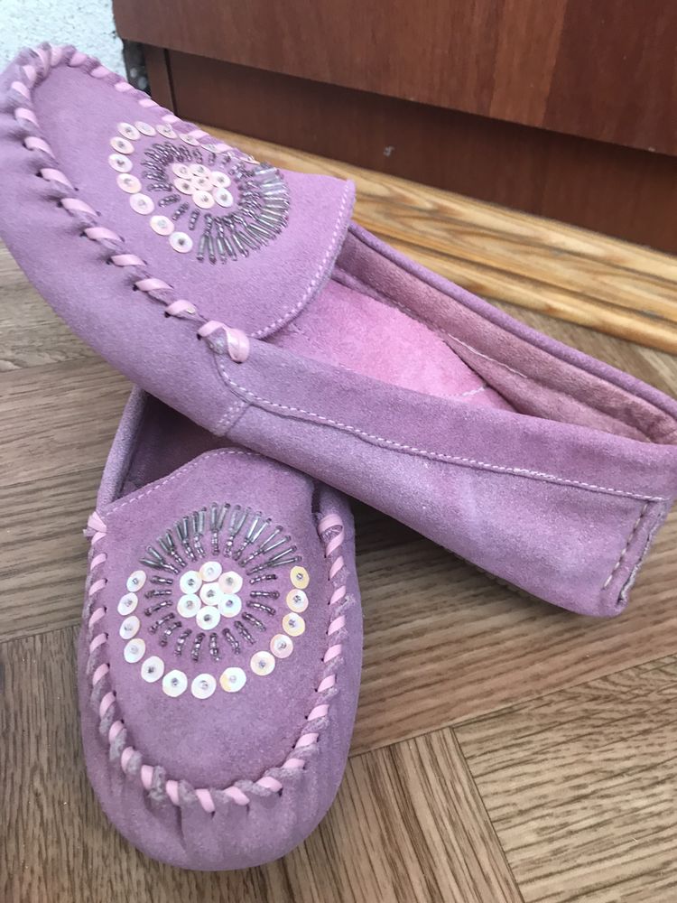 Продам мокасины , замш