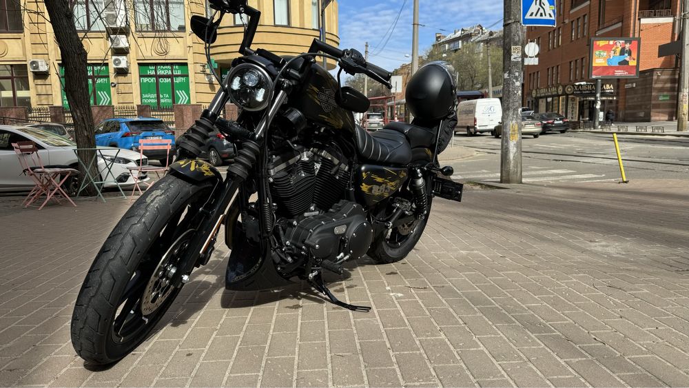 Harley-Devidson 883 iron sportster2018