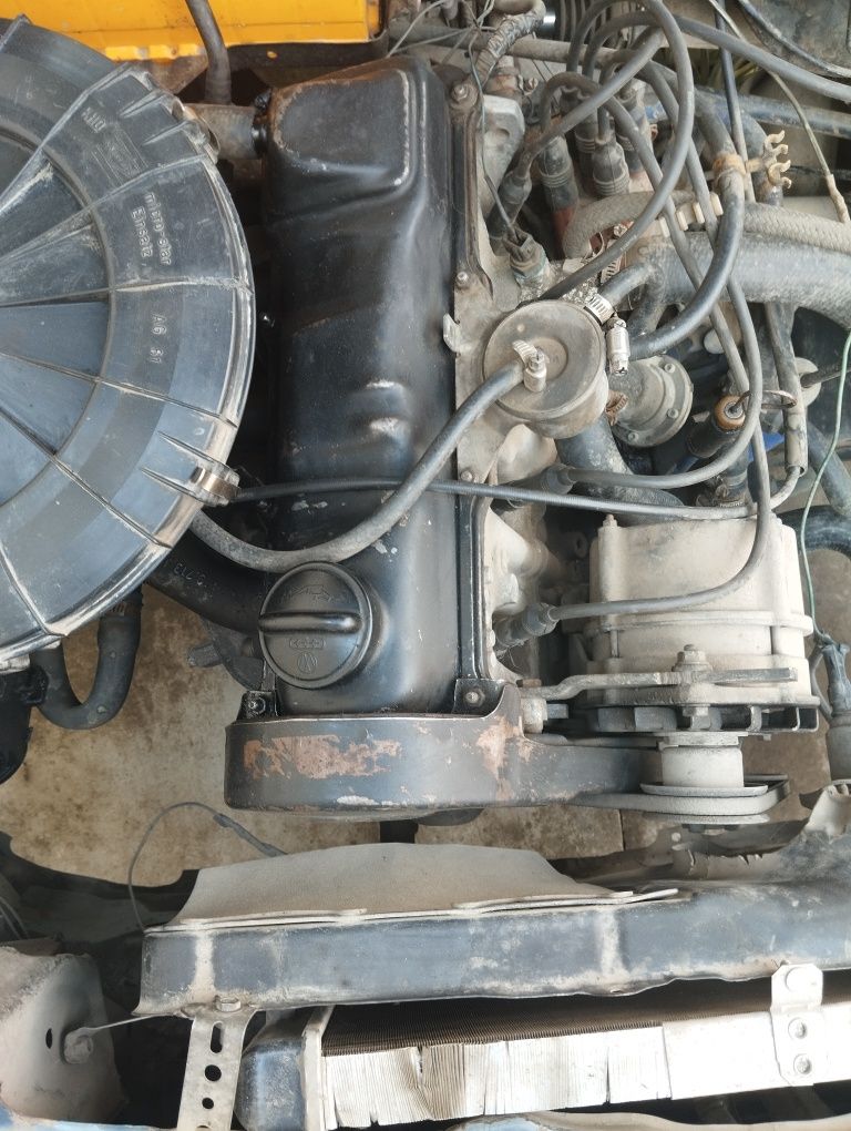 Продам двигун або ціляком обмін на мотоблок зубр мотор 1.8 авді або ці