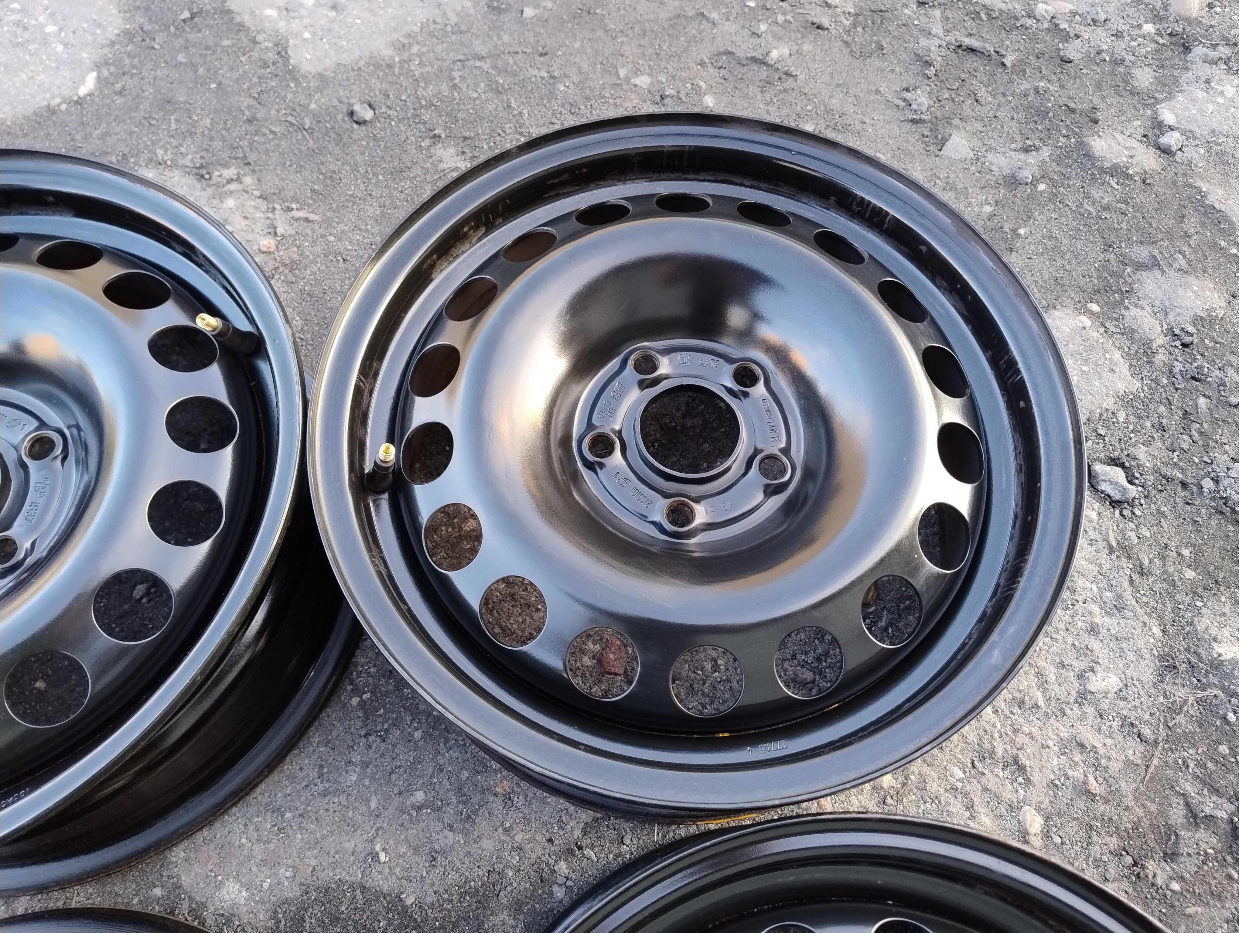 Opel,Chevrolet 5x105 6J Et37 15" Komplet Oryginał z Czujnikami