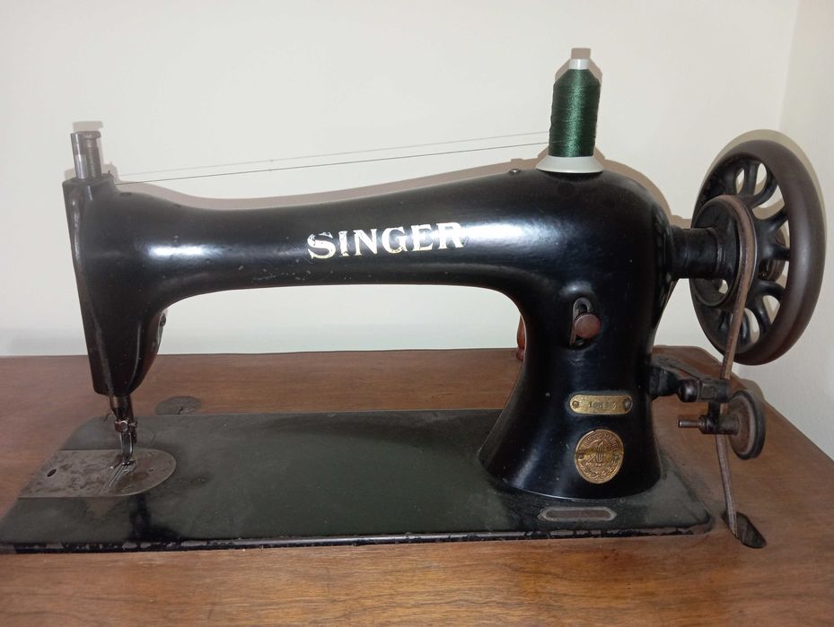 Máquina de costura Singer