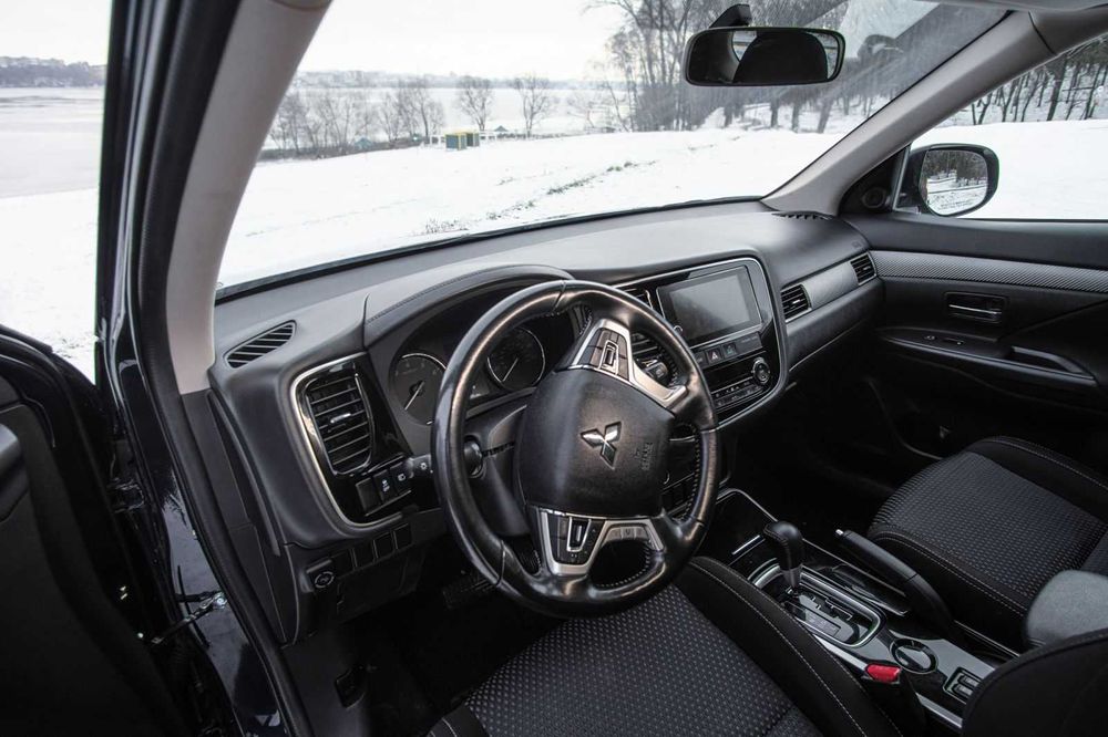 Прокат Mitsubishi Outlander