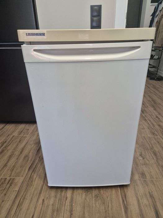 Холодильник малий Liebherr