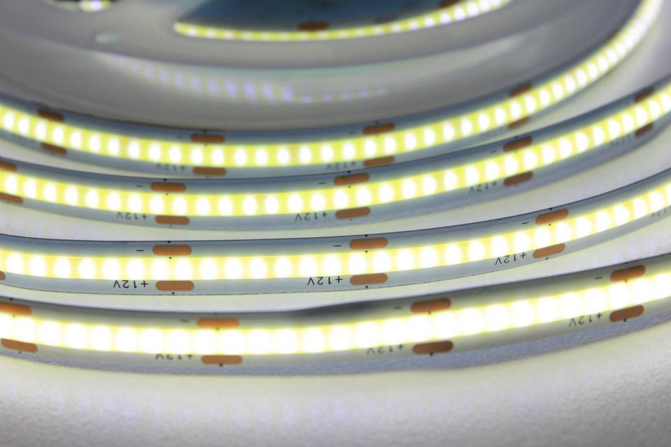 Світлодіодна стрічка 12В 10м LLS-320NW-COB-12 320 LED/m IP20