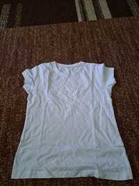 T-shirt,  podkoszulek r 152, biały.  Nowy bez metki