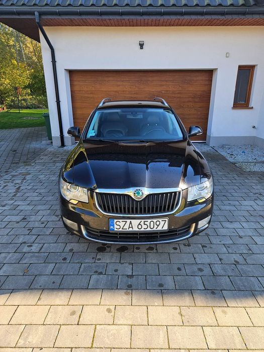 Skoda Superb Skoda Superb w wersji PLATINUM, zadbana, z polskiej sieci dealarskiej