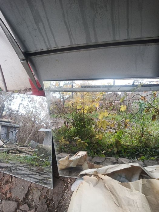 Продам зеркала новые размер 60*60