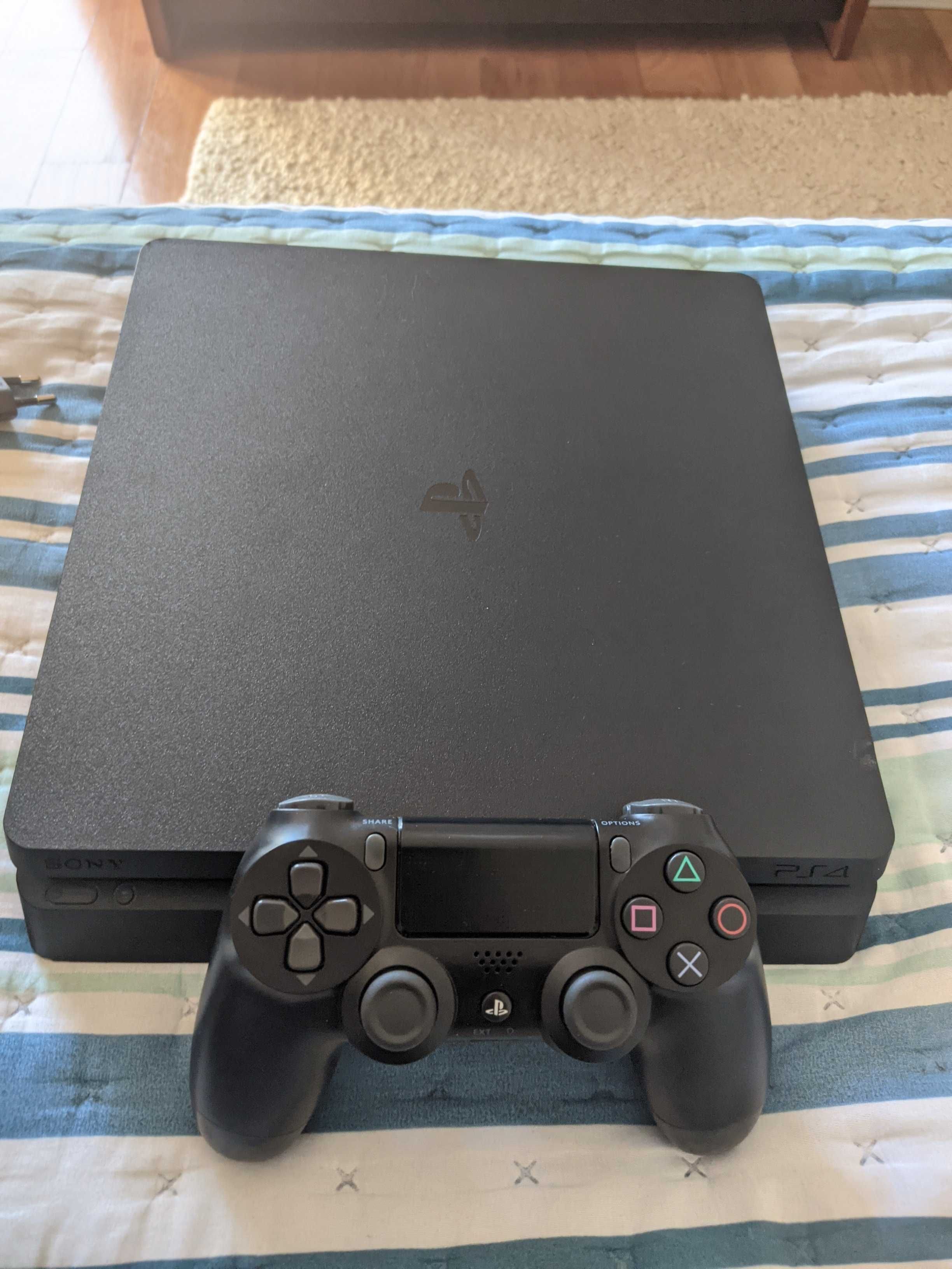 PS4 Slim 500 GB + Comando Dualshock 4