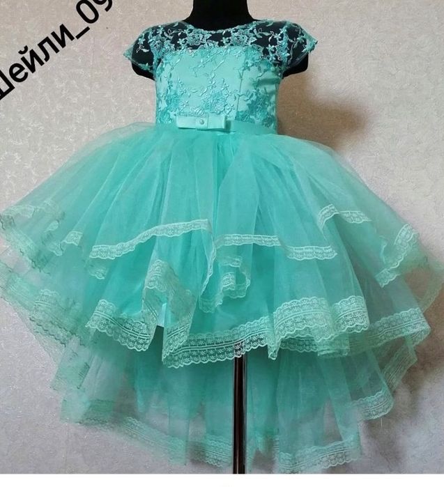 Прокат суконь Янгол сніжинки ялинка цукерки зірки Караван