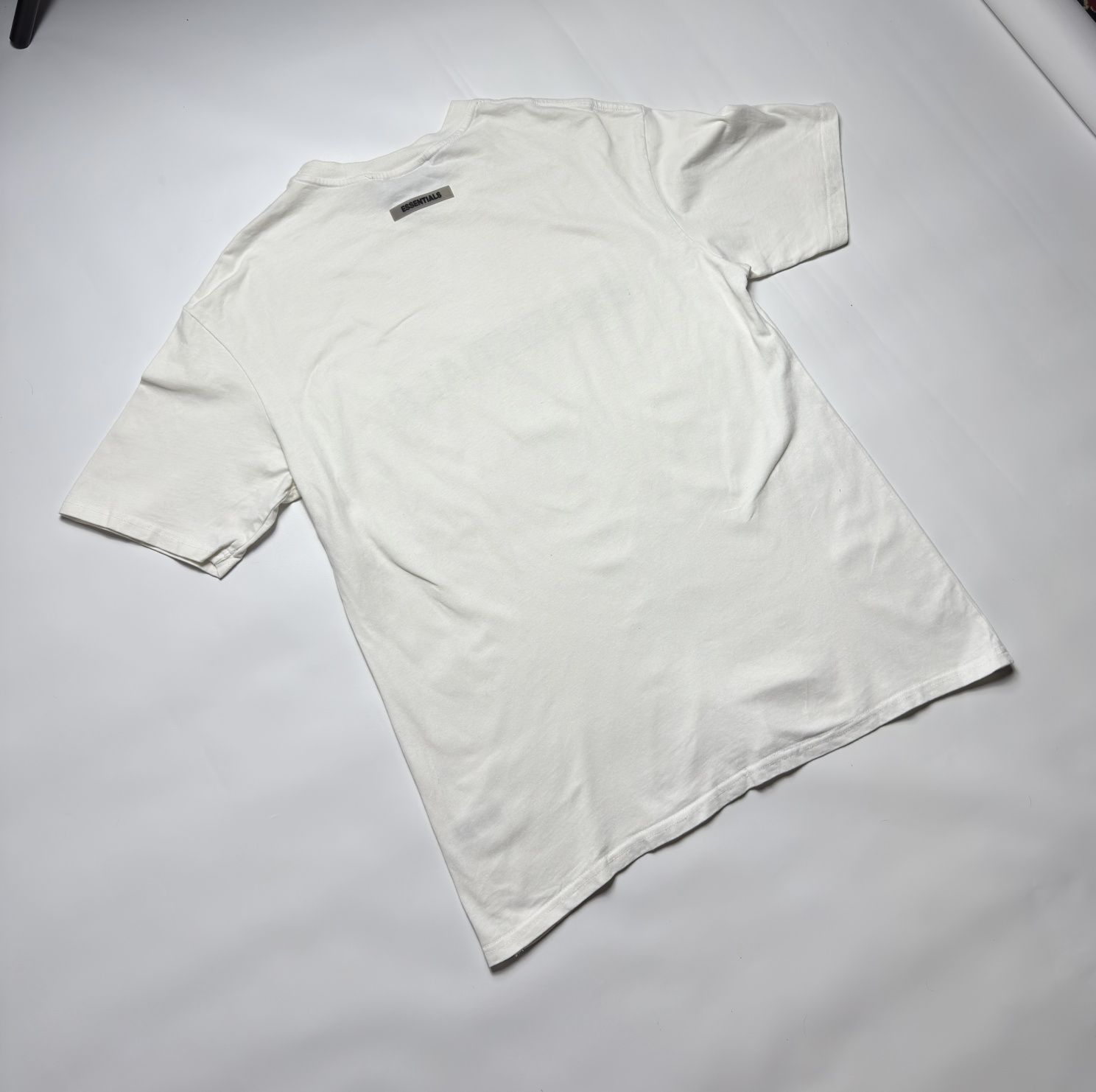 Чоловіча футболка Essentials Fear of God white біла Розмір L