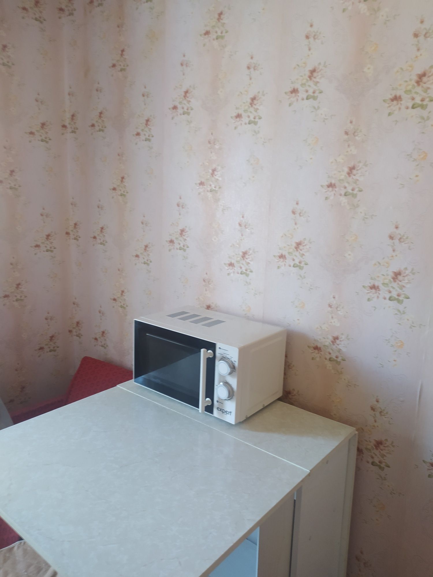 БЕЗ КОМІСІЇ.  Здається подобово 1к Квартира на Виноградарі.  пр Правди