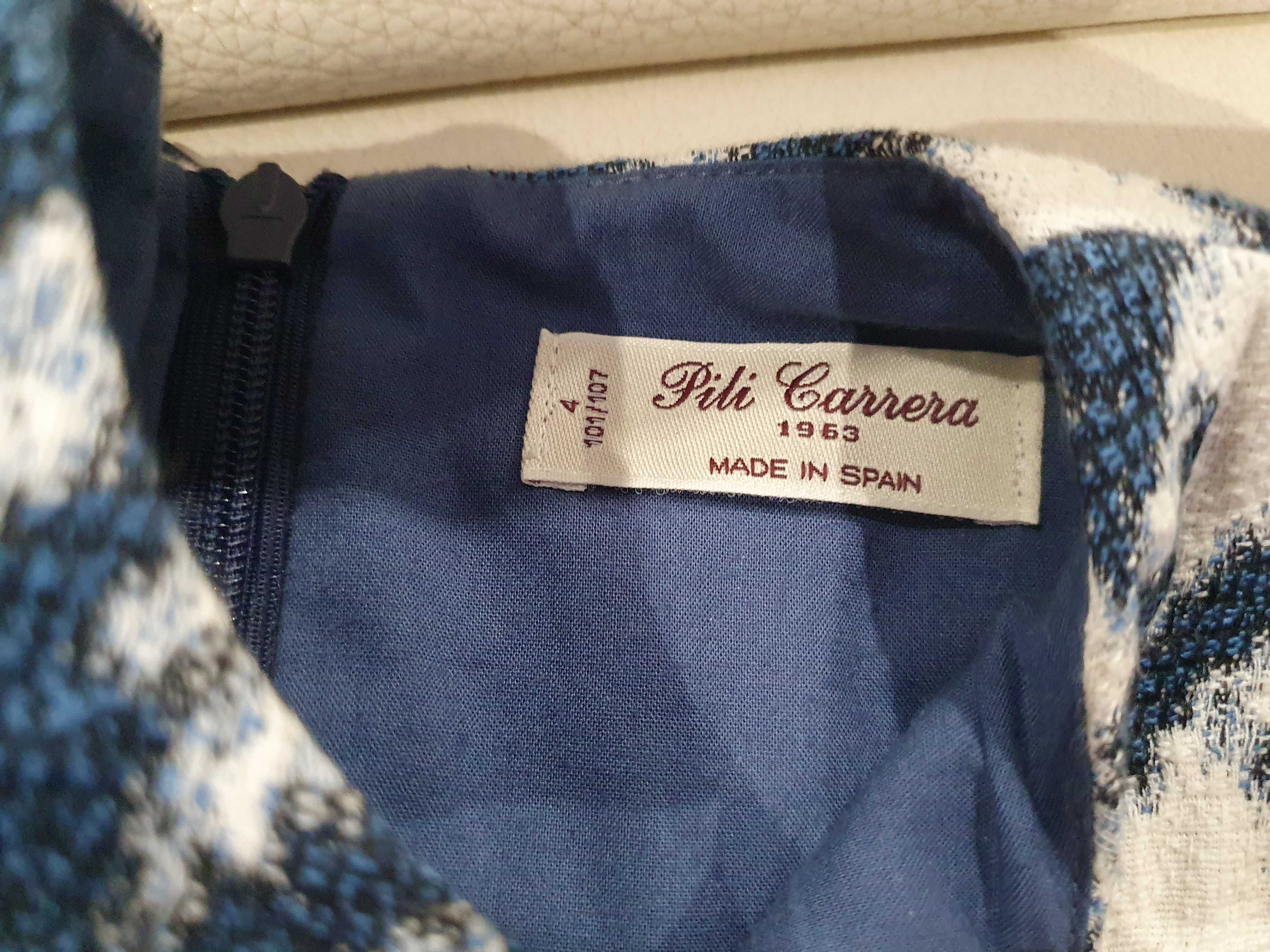 Vendo vestido Pili Carrera tamanho 4 anos em excelente estado