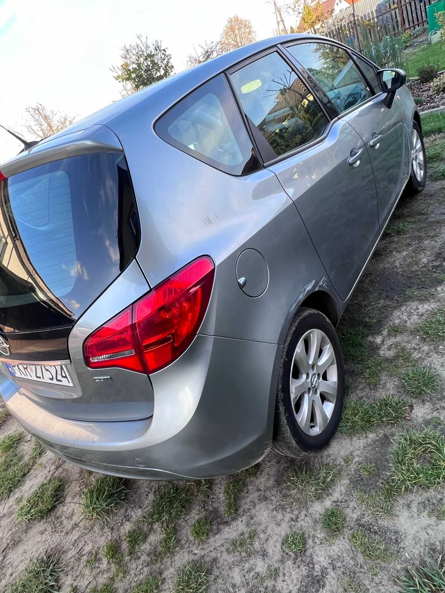 Opel Meriva 2011, 1.3 CDTI,  140 000 km przebiegu, PRYWATNIE.