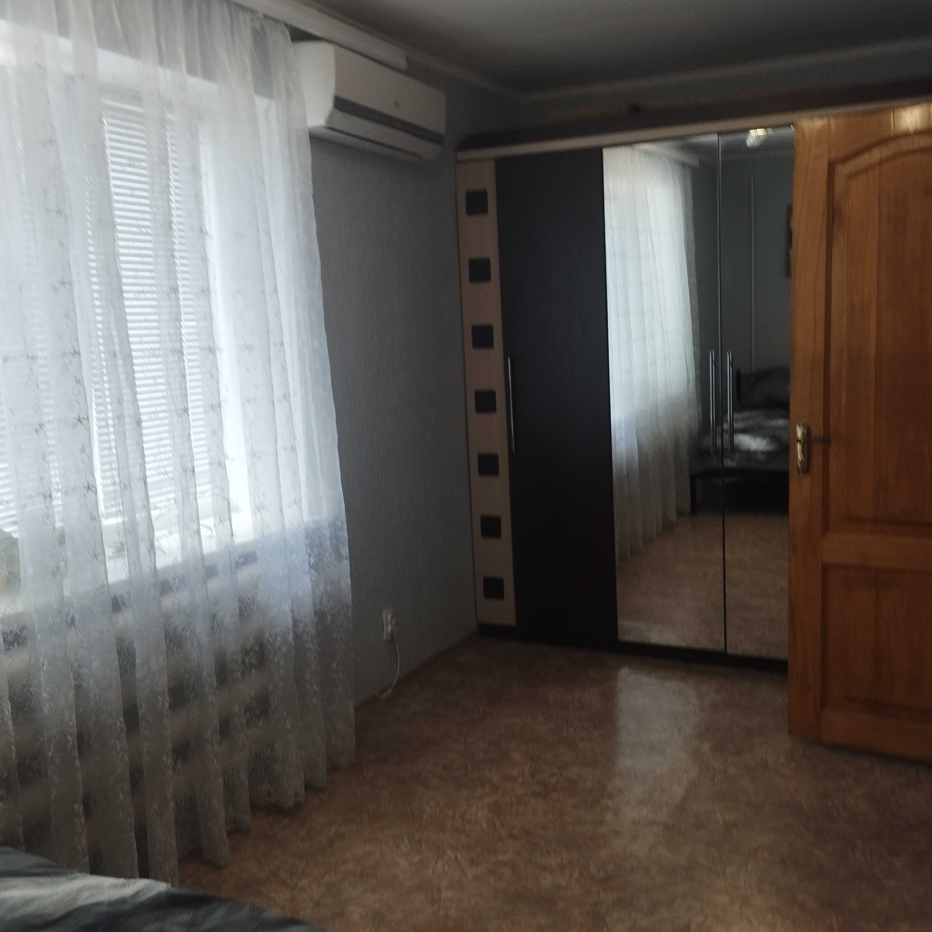 Оренда подобово-погодинно , 2 кімнатної квартири центр Горветка
