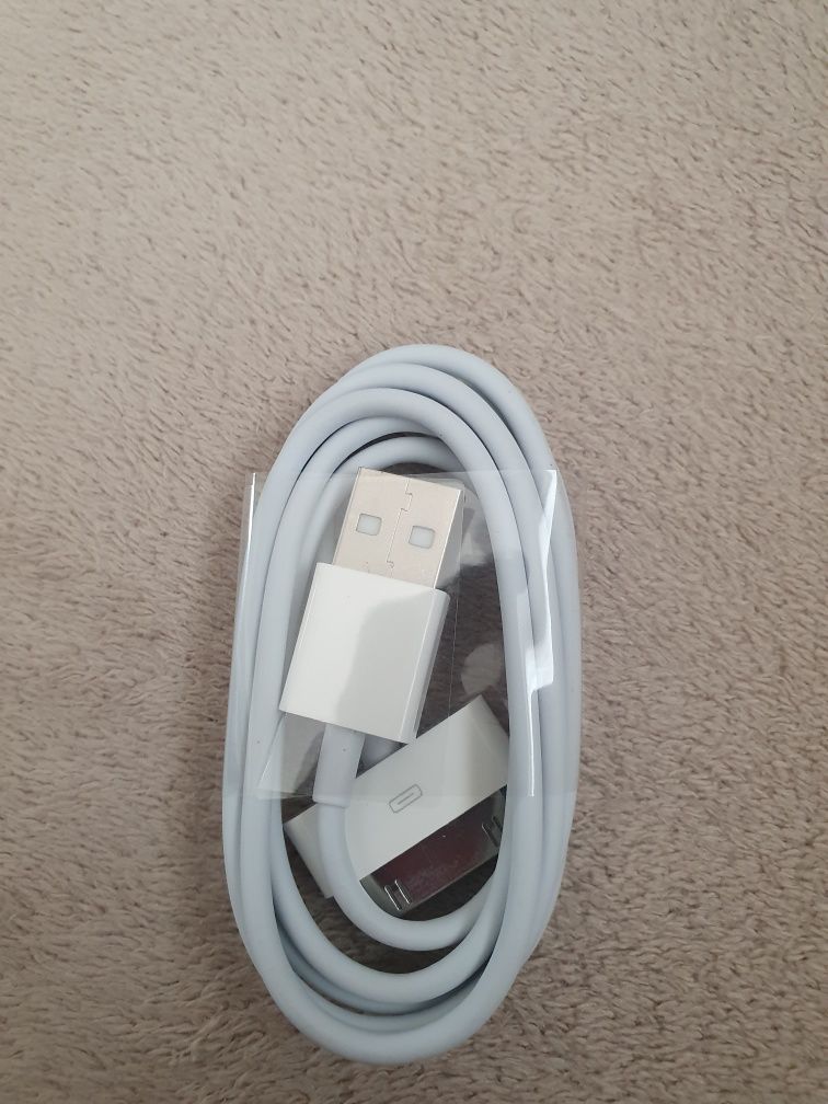 Sprzedam kabel USB, ładowarka iphone 4,5 Nowy!