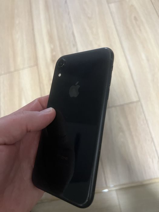 Iphone xr 64 gb black bat 86%