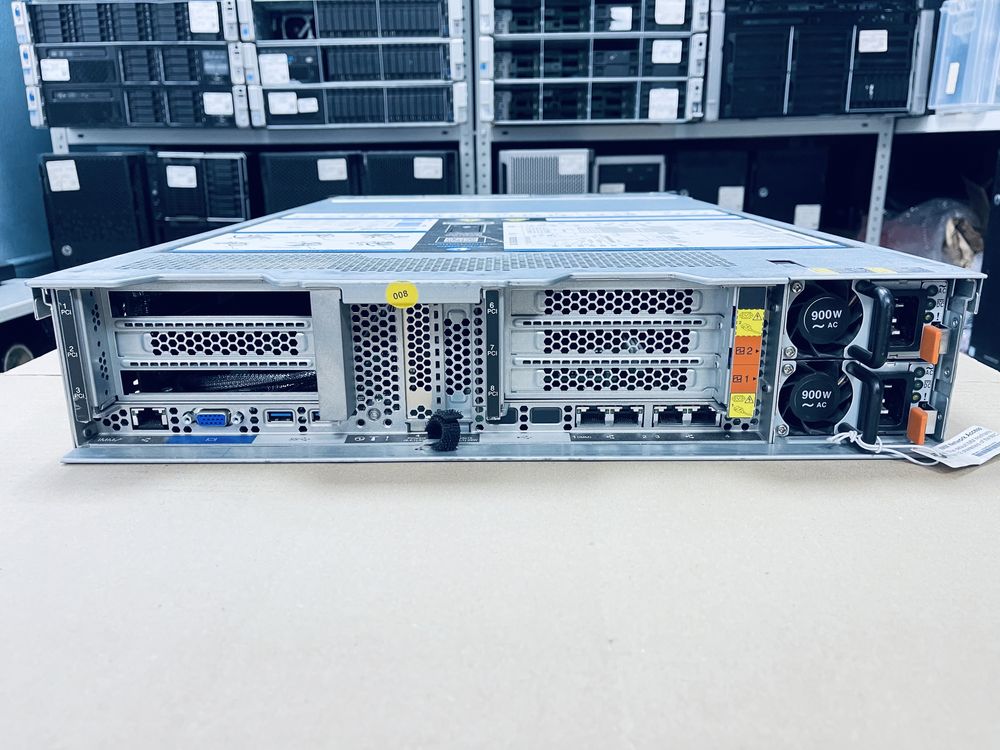 Сервер Lenovo System x3650 M5 25SFF