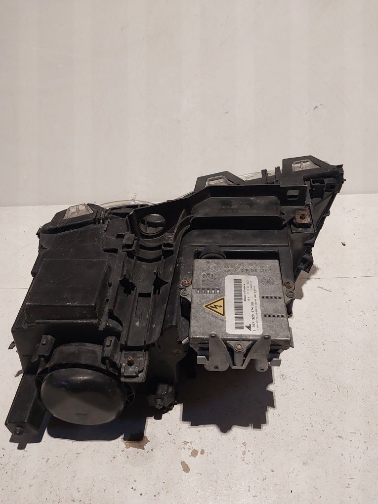 Prawa lampa xenon ksenon prawy reflektor bmw e 46 sedan touring kombi