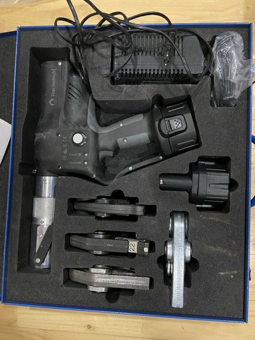 Прес-кліщі для труб металопластикових та мідних