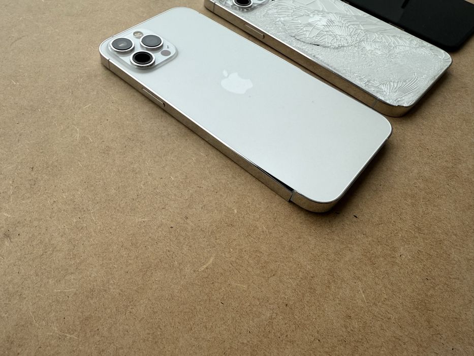 Корпуса на Iphone 12 Pro Max під відновлення 2 шт