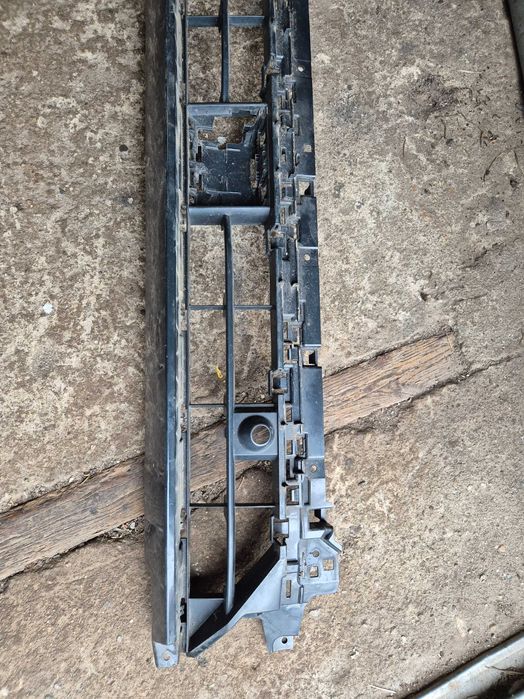 Kratka środkowa dolna zderzaka przód AUDI Q3 II S-Line ORYGINAŁ