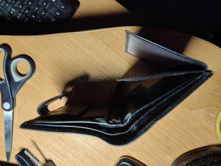 Nowy portfel męski skórzany – nieużywany