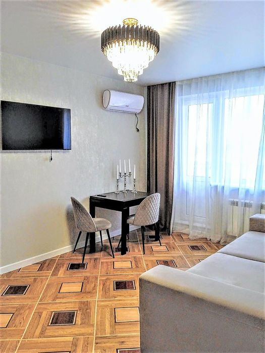 Продам 2-кім. квартиру, Соснова Гірка, Клочківська, 154а, М Наукова