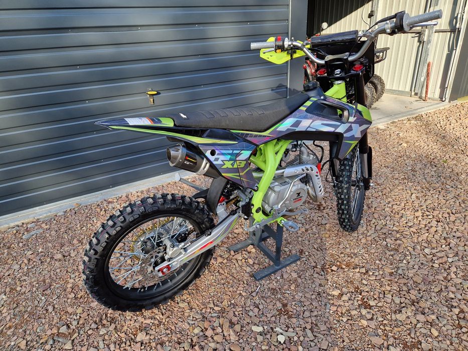 cross asix xb 67 140 cc  nie 125 cc 19/16 oraz inne