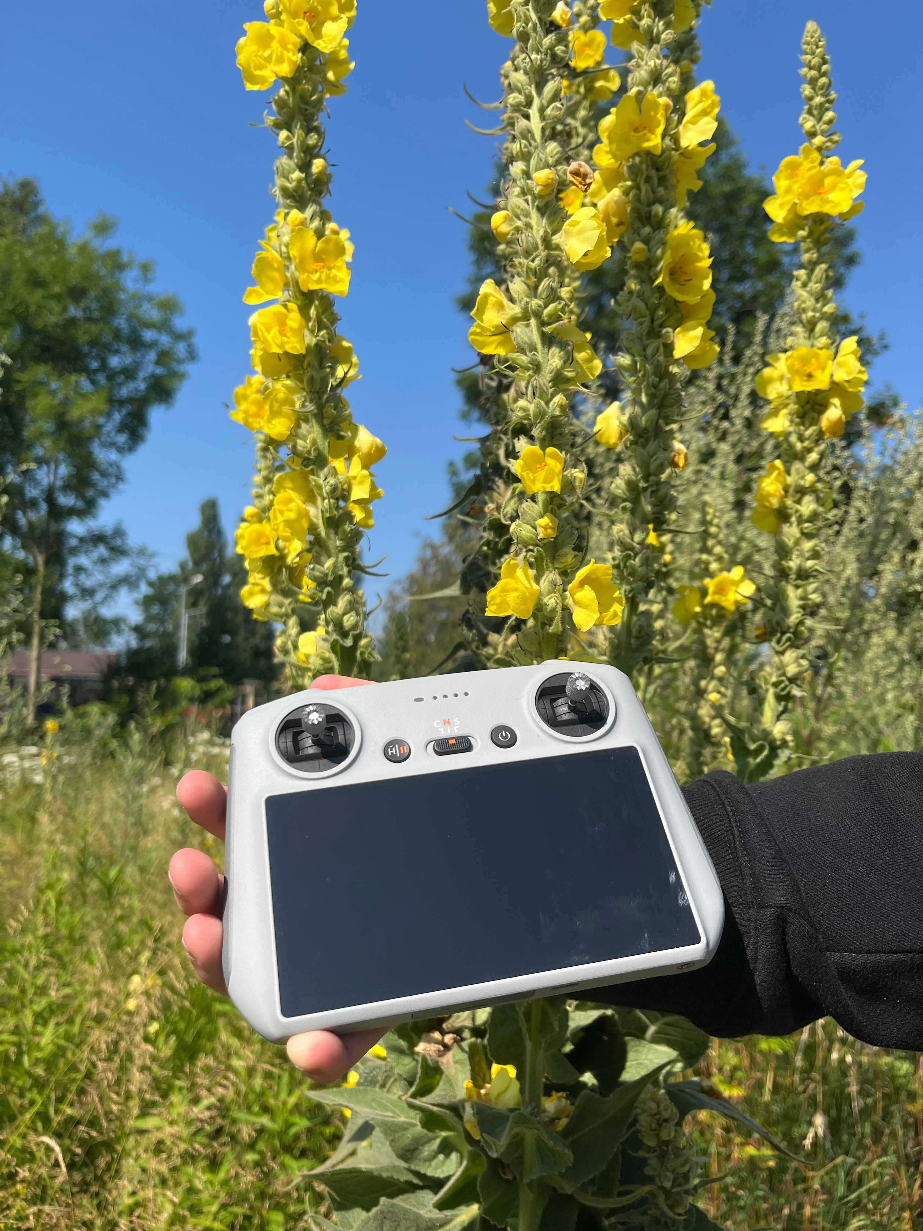 Dron DJI Mini 3 Pro + walizka etui