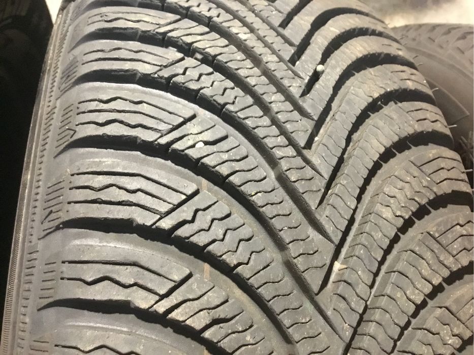 205/60r16 92H Michelin Alpin 5 hom audi AO