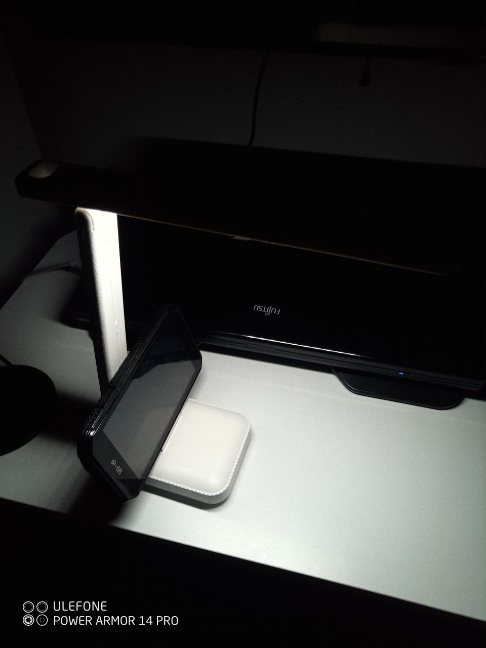 Lampka biurkowa LED