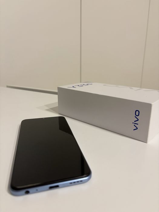 Telefon Vivo Y33s