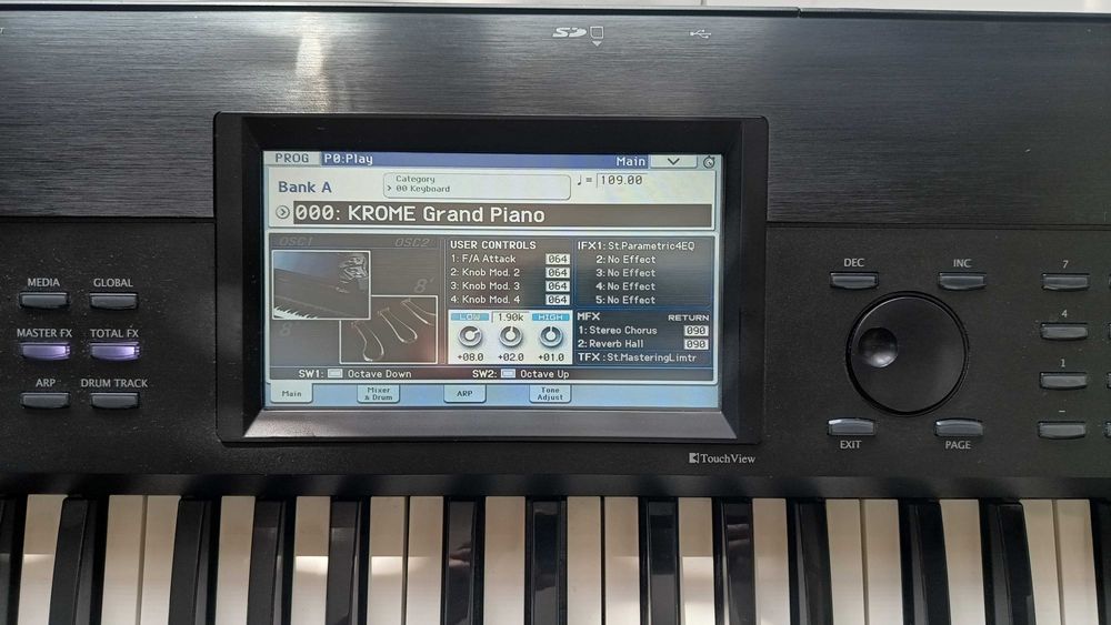 Syntezator Korg KROME 61 + Pokrowiec