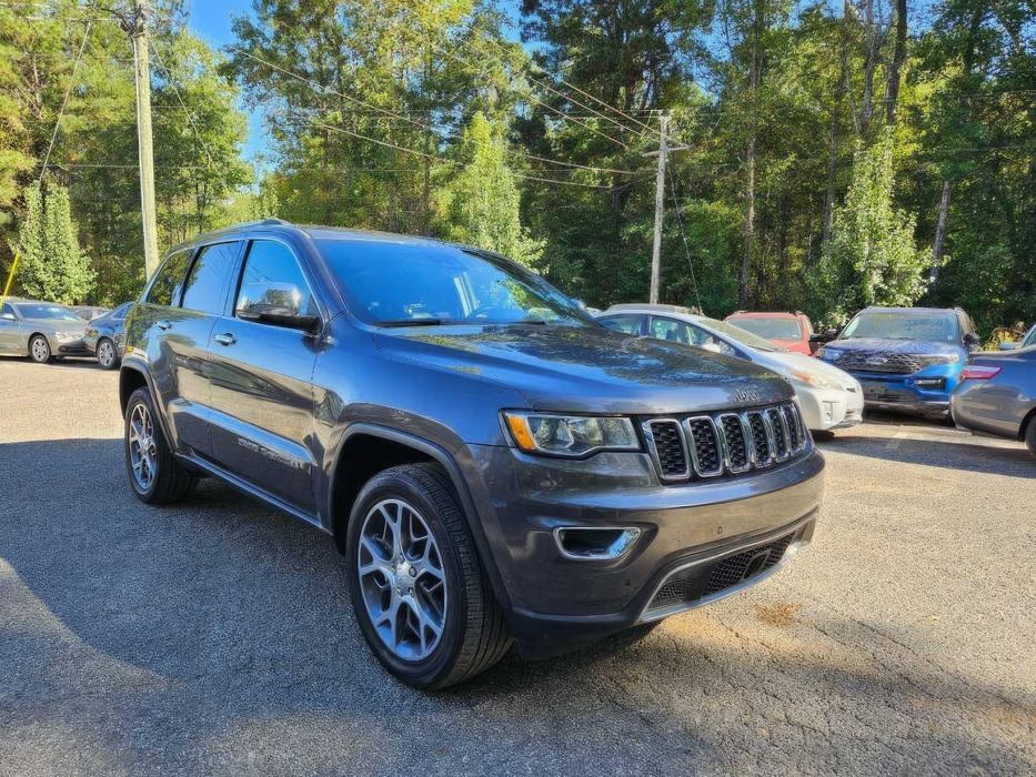 Jeep Grand Cherokee Limited      2021