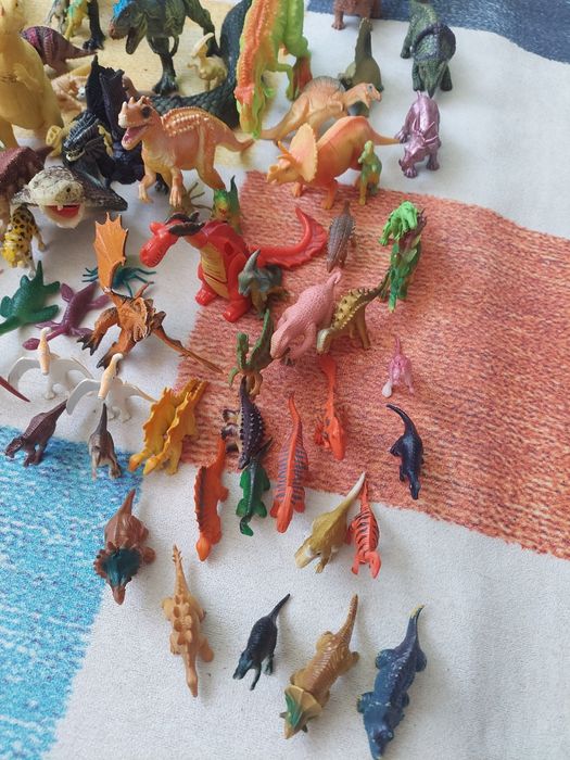 Динозаври тварини ящірки жуки шлях лот набір